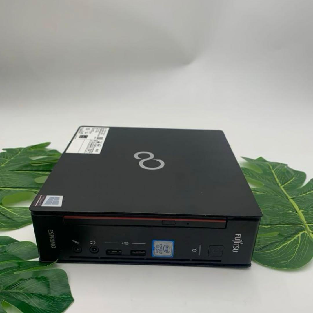 富士通 ESPRIMO Q558/B 第8世代 i7 8700T - メルカリ