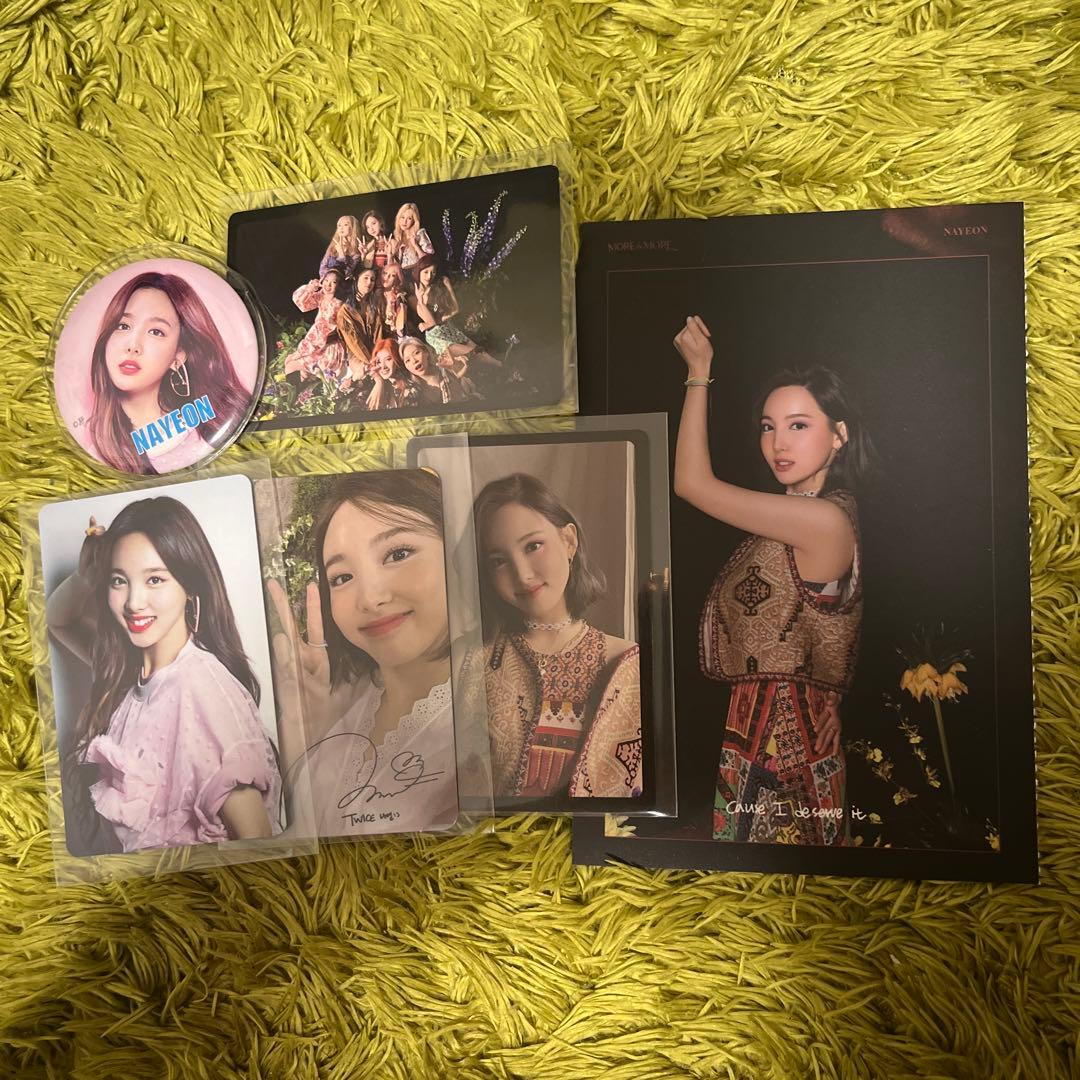 TWICE twice ナヨン トレカ 缶バッジ - メルカリ