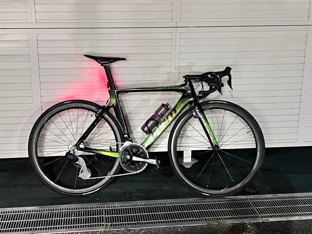 アイカンエアロ40 美品【完成車ではありません。】 - メルカリ