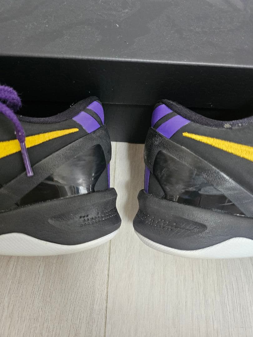 コービー8 26.5cm 黒/紫/黄