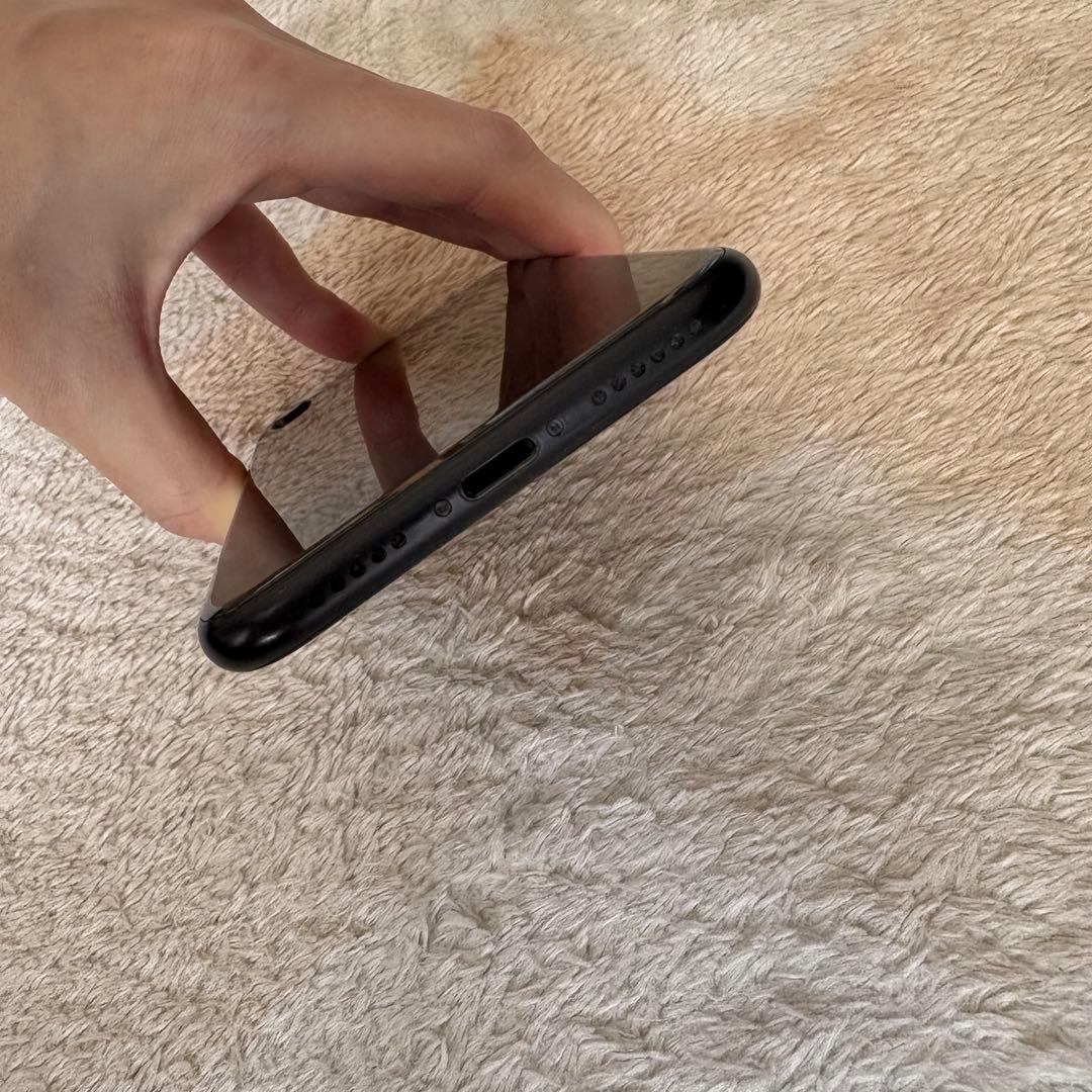 PhoneSE2 Black 64GB SIMロックなし - メルカリ