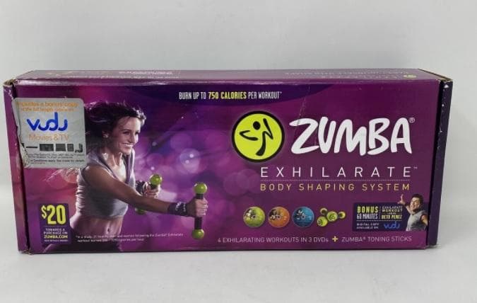 Zumba Fitness  DVD 3本とスティック2本セット　新品 Zumba Fitness DVD Exercise Kit includes toning sticks : Amazon.co