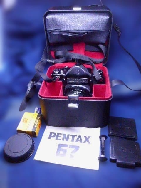 美品！PENTAX 67の105mレンズ付き、専用ケース、取説付きの完璧な