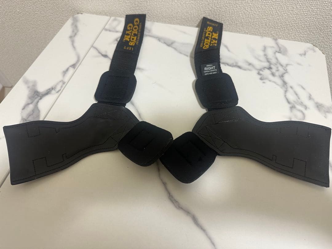 パワーグリップ 左右セット　ゴールドジム　サイズS Amazon | ゴールドジム(GOLD`S GYM) パワーグリップ プロ 3710 S(手首