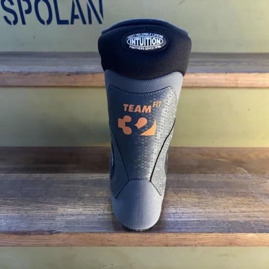 THIRTYTWO 2026 【LASHED VOLCOM】26.0cm