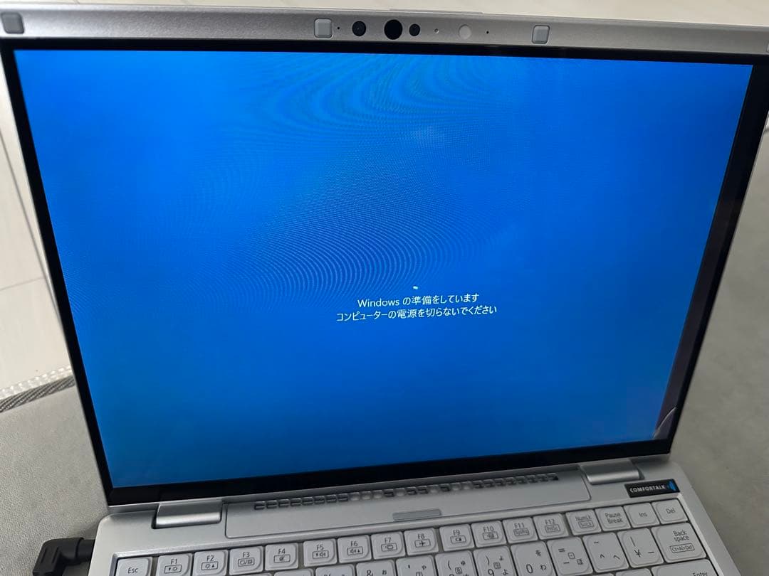 CF-FV1/32G/Corei7/512G/タッチパネル割れあり累計10時間の通販はau