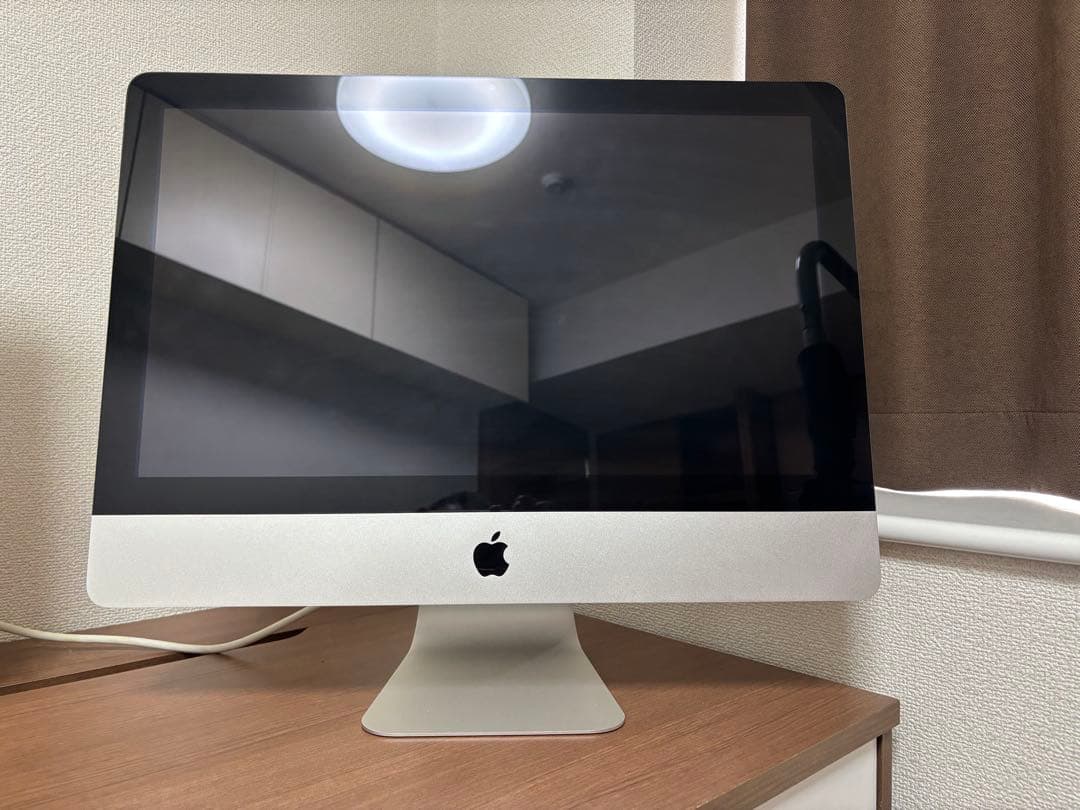 iMac 21.5 Mid2010 3.60GHz i5 12GB／2TB