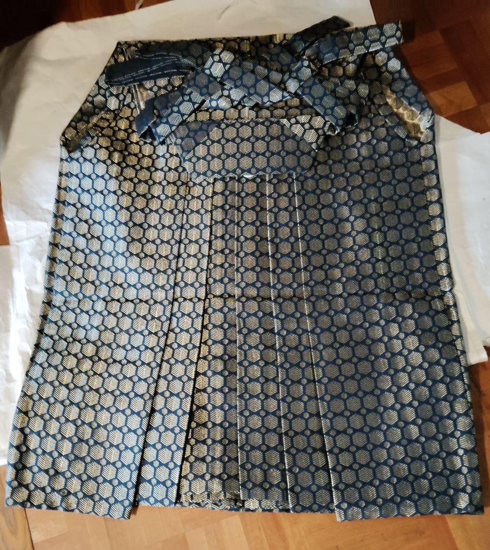 着物用袴青と金の模様 楽天市場】【紋付袴 レンタル】袴 男 成人式 紋付袴 色紋付袴 着物