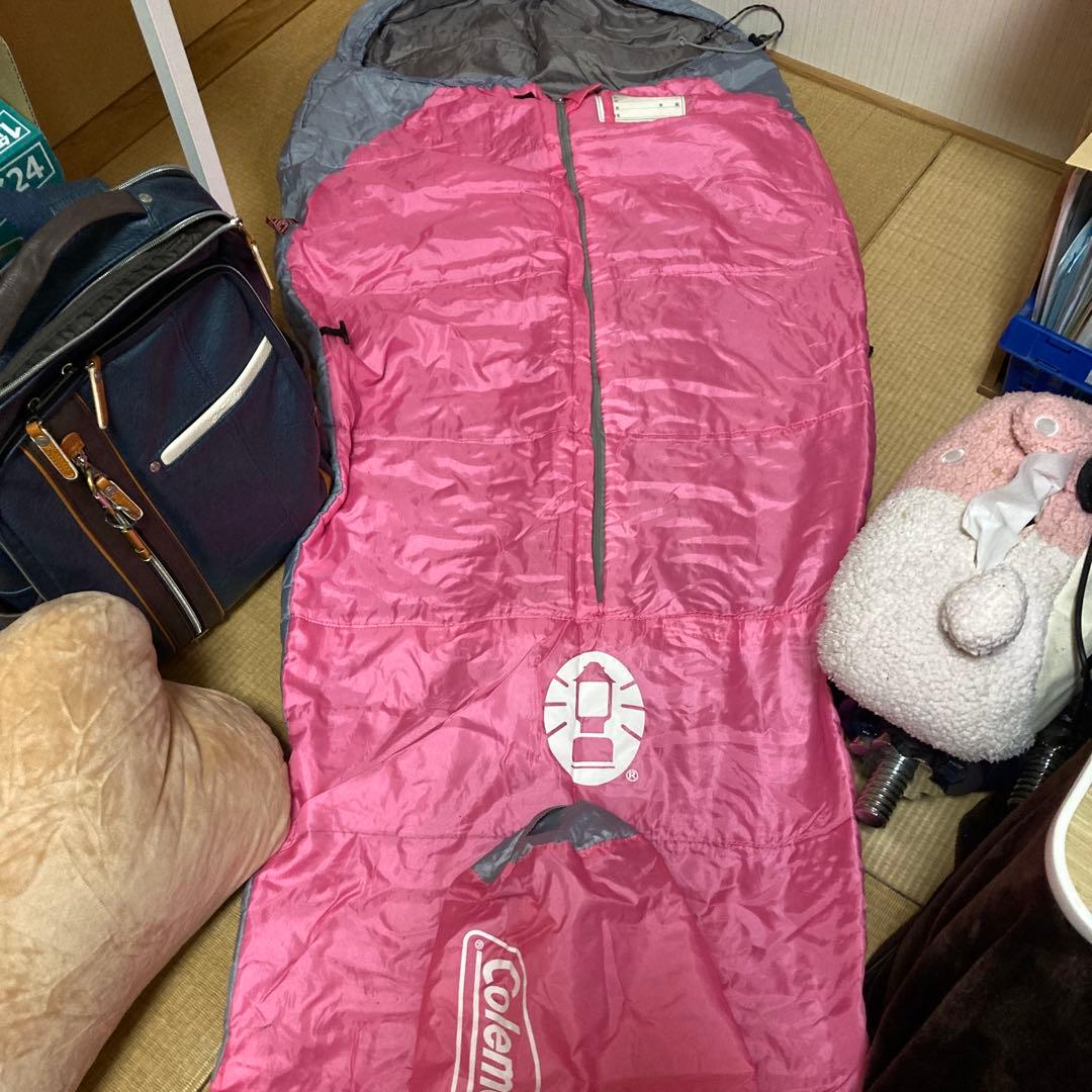コールマン スリーピングバッグ（色ピンク） サイズ横74センチ縦170