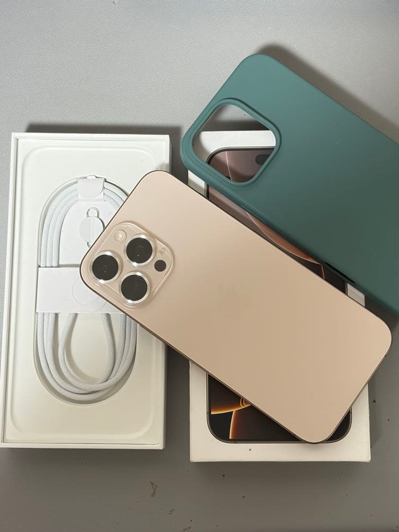 極美品 iPhone16 Pro Max 512GB デザートチタニウム iPhone 16 Pro Max 512GB - デザートチタニウム（SIMフリー）[整備済