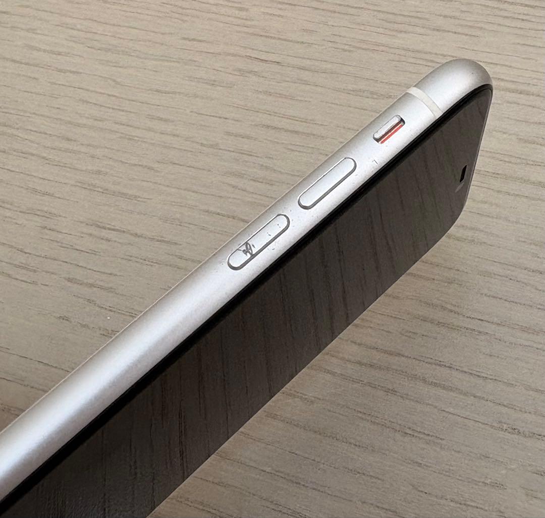 【本体のみ】《側面キズ＆画面やけ有》iPhone11 128GB ホワイト