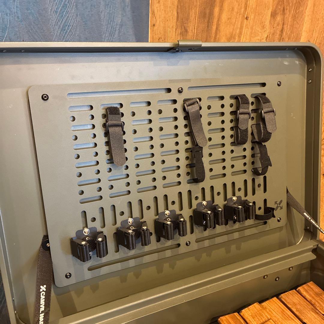 CAMVIL（ケムビル）アルミボックス60L コンテナボックス カスタム