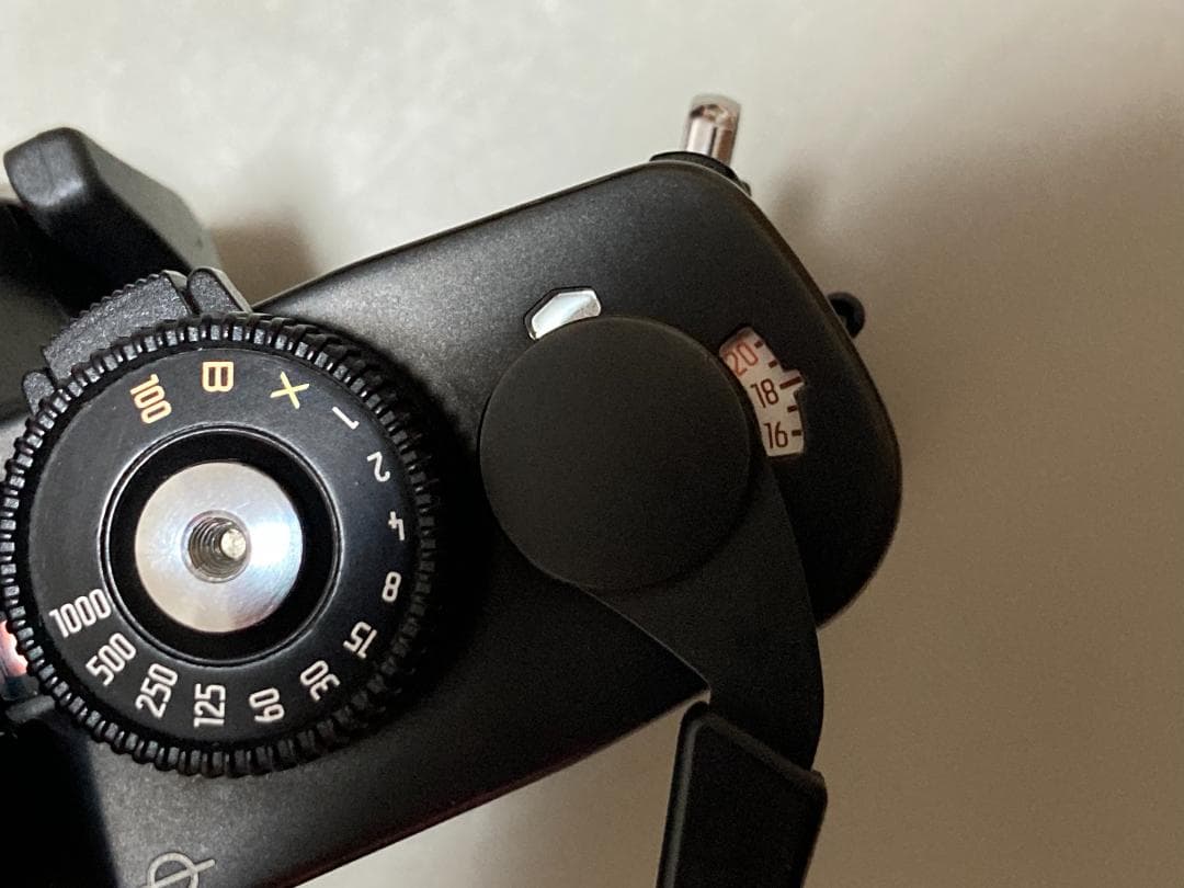 ライカ Leica R4s モータードライブワインダー ハンドグリップ付