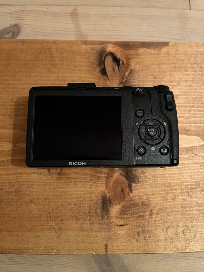 ■ 美品 ■《S数 70回》リコー　RICOH GR DIGITAL III