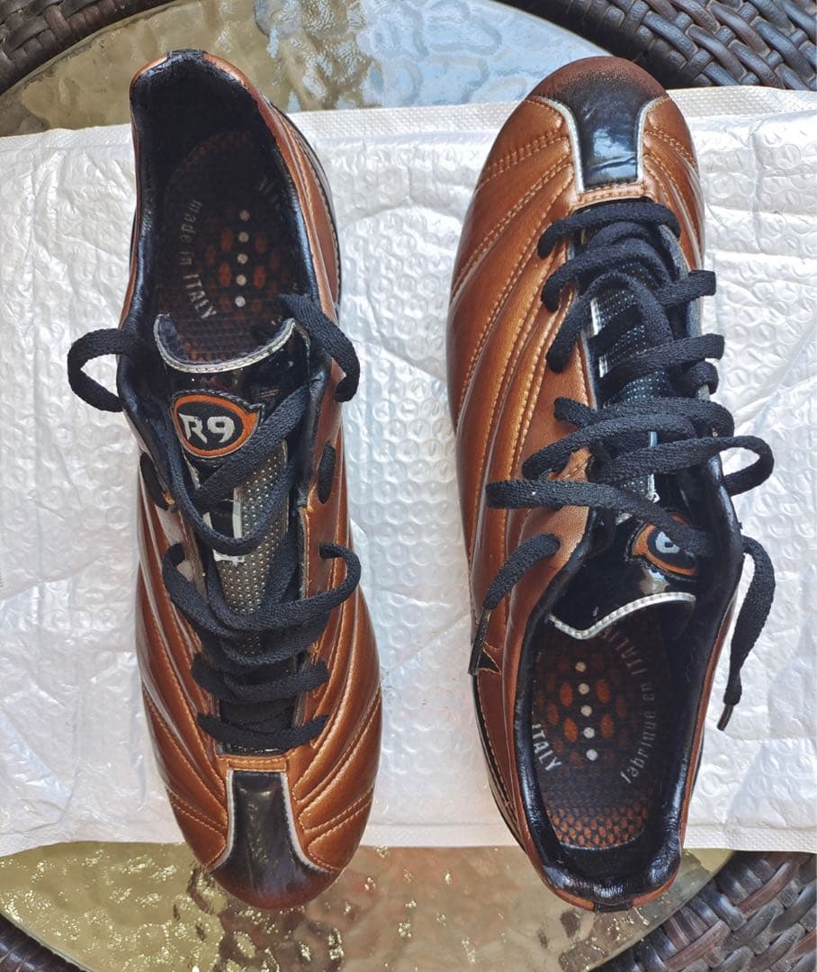 【ロナウド】イタリア製のブラウンのNikeスパイクシューズ、サイズ43.0 imgrc0112168557.jpg