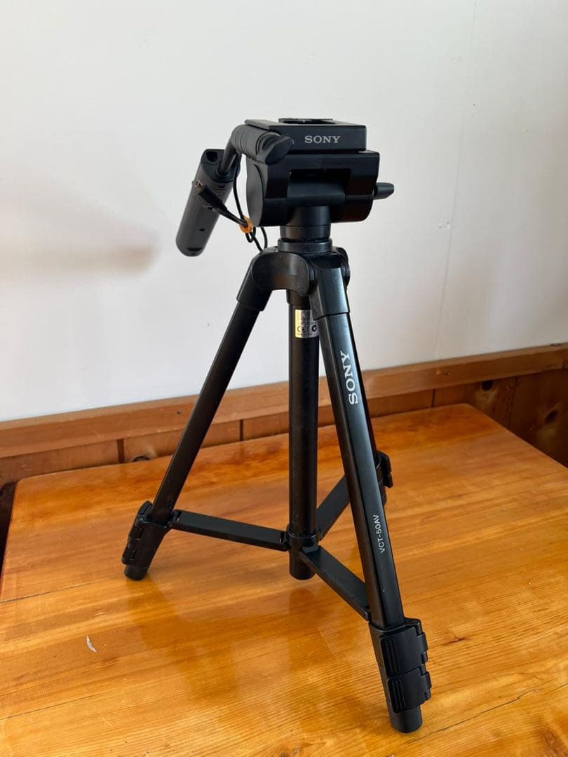 SONY 三脚 リモコン付き 収納ケース付 - メルカリ