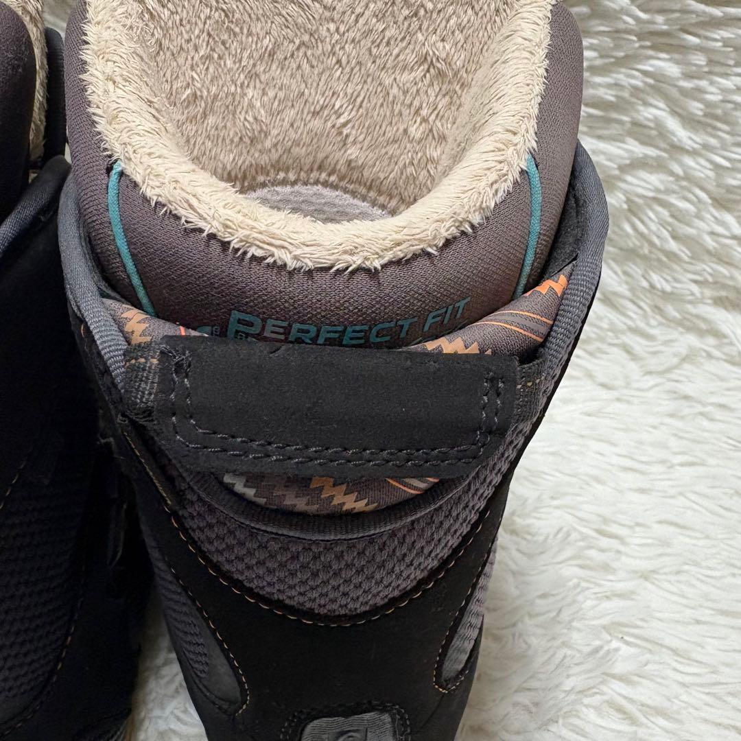 HEAD CLOVER 22.5cm レディーススノーボードブーツ　ダイヤル式