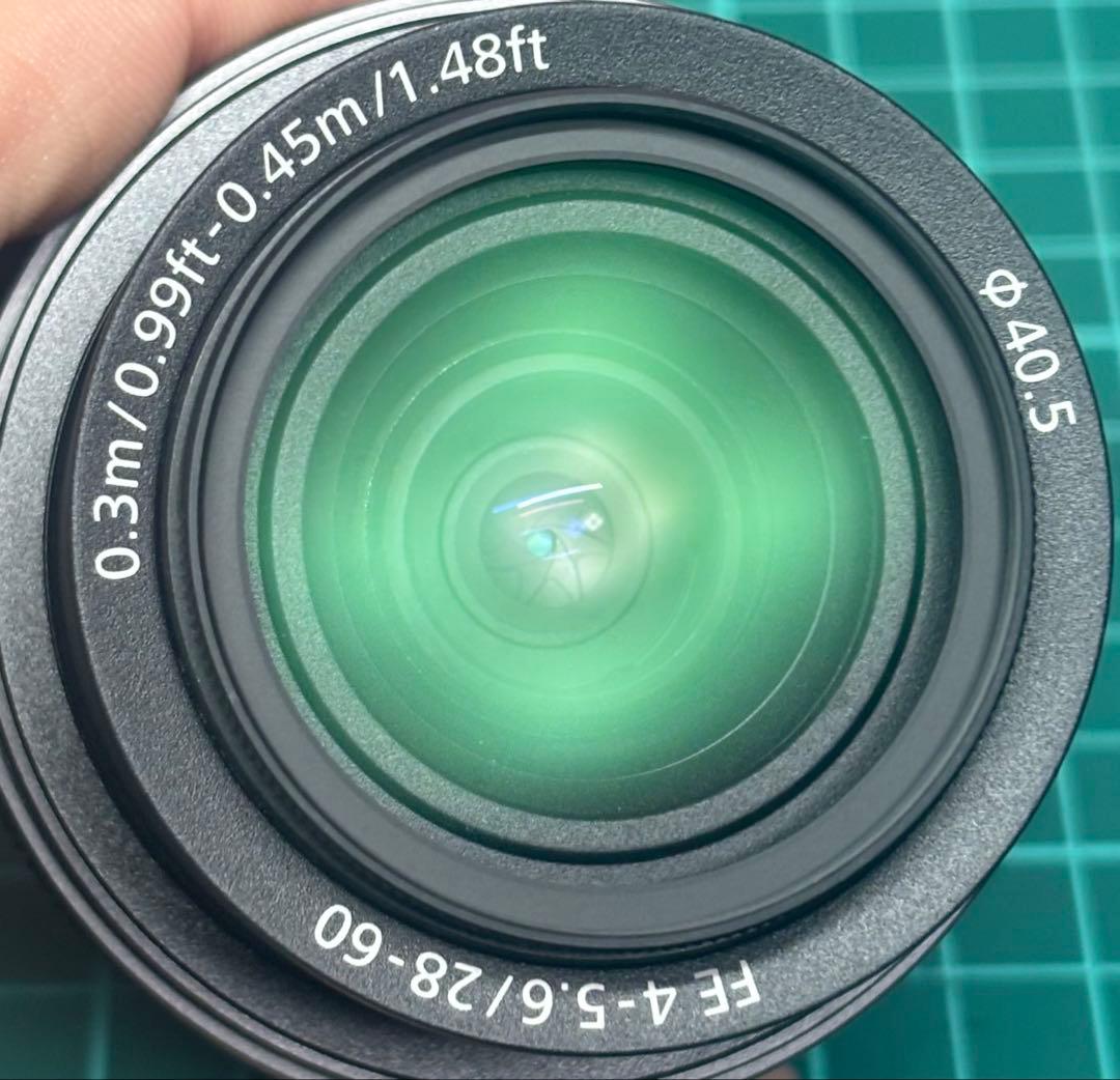 Sony FE 28-60mm f/4-5.6 ズームレンズ
