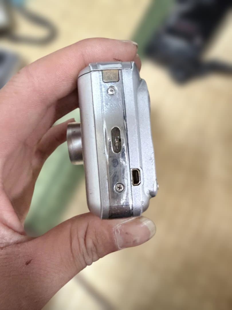 富士フイルム FINEPIX Z20fd 12.2MP