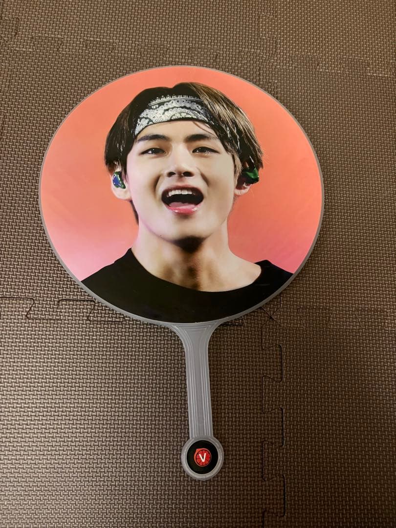 BTS テテ V うちわ マスター マスタニム - メルカリ