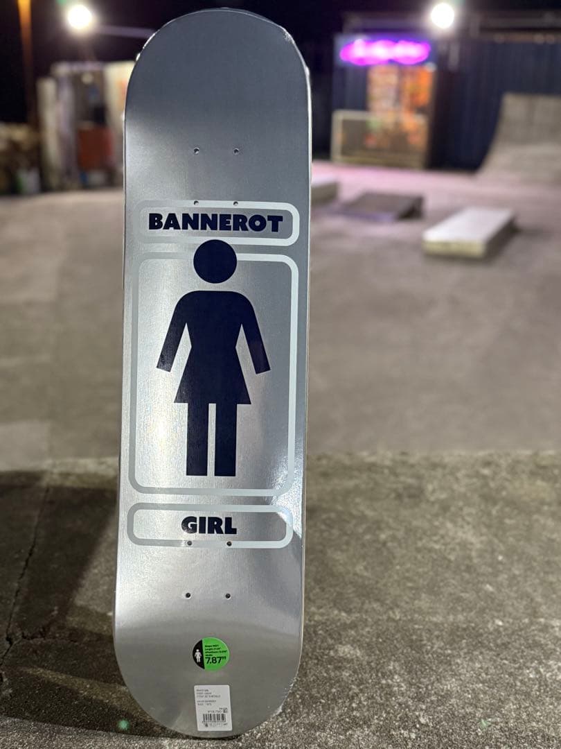 GIRL 93 TIL LLS 7.875 デッキテープ無料付き ガール スケートボードデッキ 93 TIL METALLS 7.875inch [GL3] SIMON