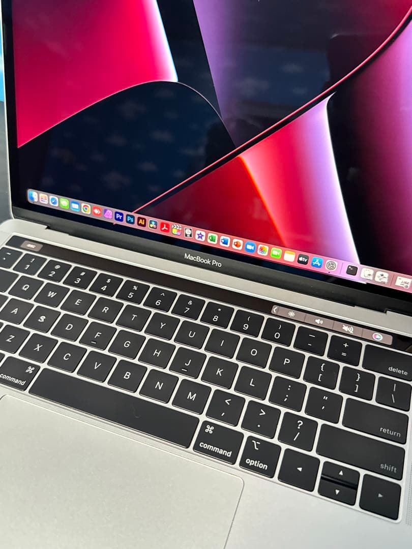 美品 MacBook Pro 16インチ 元箱 32/1TB CAD&3D設計 - メルカリ