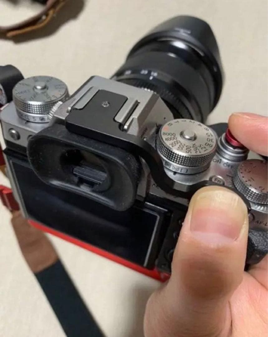 超特価 FUJIFILM X-T4/T3専用サムレストグリップ新品早い者勝ち - メルカリ