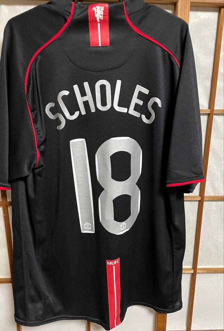 v*配様 マンチェスターユナイテッド スコールズ 18番 XLサイズ ポール・スコールズがサインしたマンチェスター・ユナイテッドのシャツ