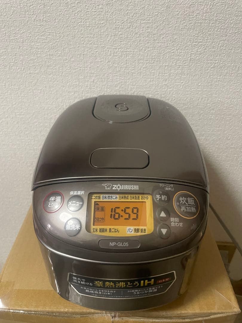 美品】象印 炊飯器 3合 NP-GL05☆メーカー修理点検済』 - メルカリ