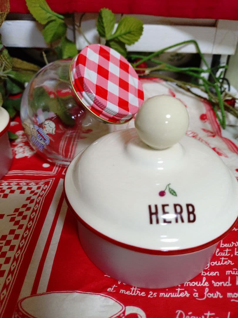 マニー◇チェリー◇アルミキャニスター2セット - メルカリ