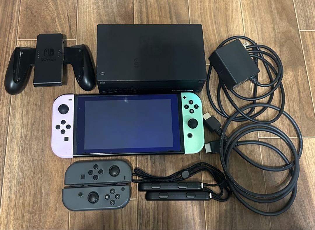 Nintendo Switch 1 本体　値下げ交渉可　箱無し Amazon.co.jp: Nintendo Switch 本体 (ニンテンドースイッチ) Joy-Con