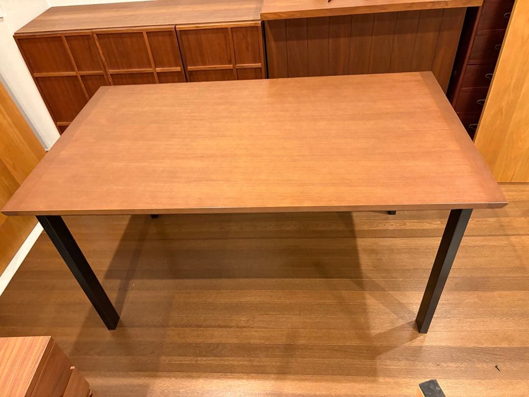 Unico ウニコ HOXTON ホクストン ダイニングテーブル、チェア2脚