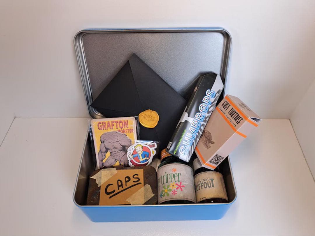 fallout Vault-Tec ボルトテック ボックスアイテムセット - メルカリ