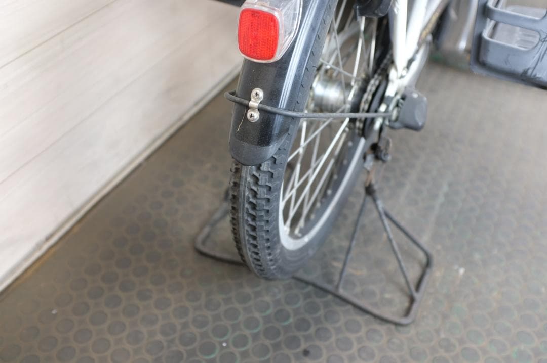 電動自転車ヤマハPAS　KISS　20インチ3段　8.7Ah（4点灯）充電器あり