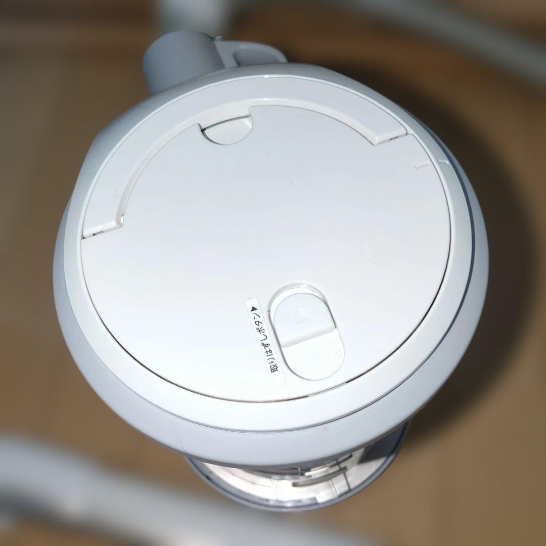 充電式　キャニスター　掃除機　　東芝　VC -NX2　サイクロン