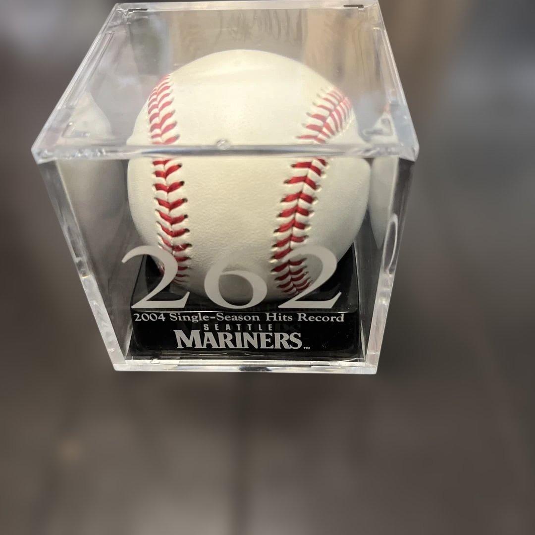 イチロー 2004 シーズン262安打 記念 サインボール(印刷) ,パーカー