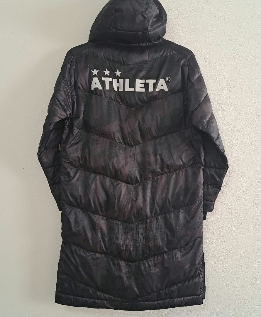 ATHLETA ジュニア フード付き ベンチコート 黒 迷彩 140 - メルカリ
