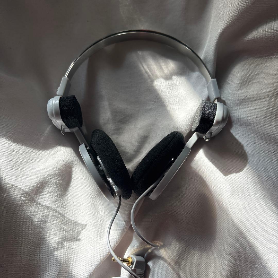 KOSS Porta Pro Silver ヘッドホン チープさが魅力的。レトロかっこいいヘッドホン『Porta Pro』レビュー
