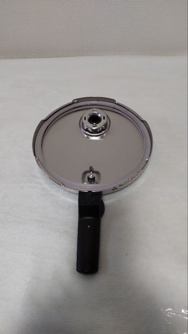 【新品/未使用品】フィスラー圧力鍋 6.0L