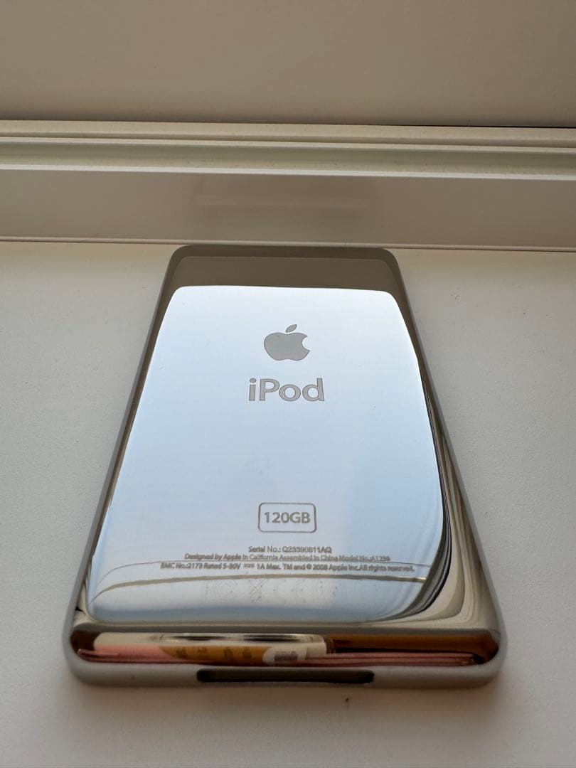 極美品 iPod classic A1238 120GB 新品電池 パネル - メルカリ