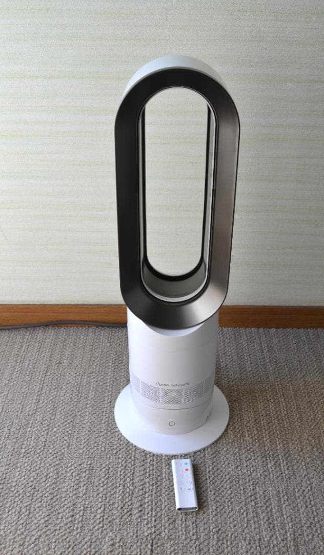 【美品】 Dyson HOT&COOL AM09 2024年製 リモコン付 Pure Hot+Cool 【電池付属】ダイソン AM09 スペアリモコン 黒 すぐに