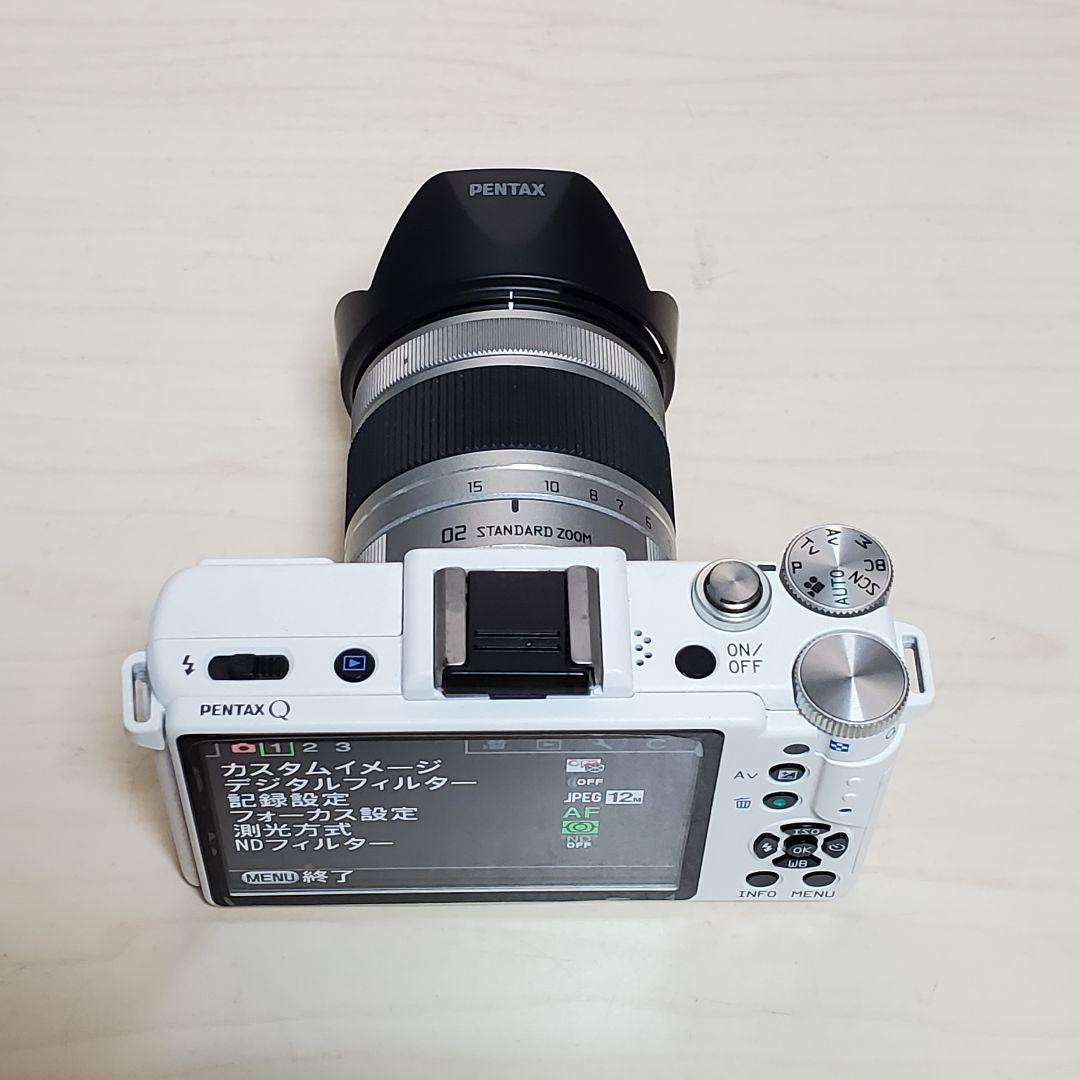 ほぼ新品 初代 PENTAX Q ホワイト レンズキット ショット数30回以下