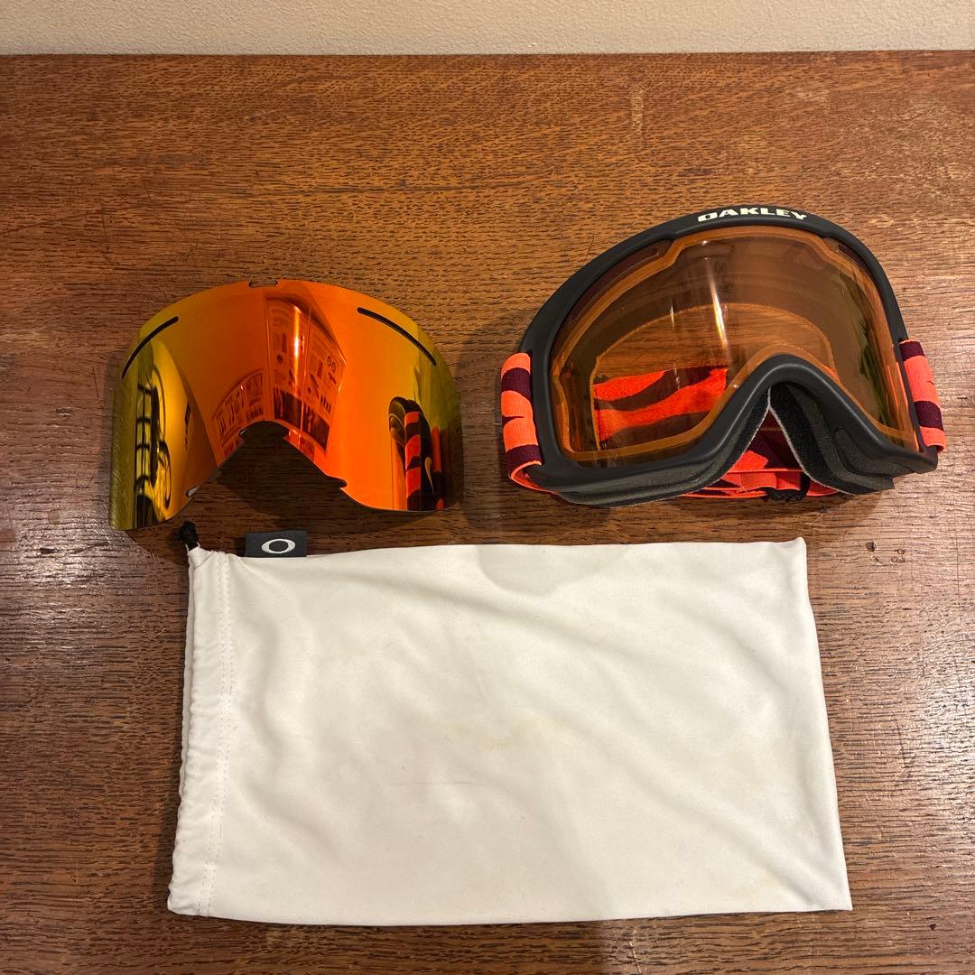OAKLEY オレンジレンズ ゴーグル ミラーレンズ付き収納袋付き - メルカリ