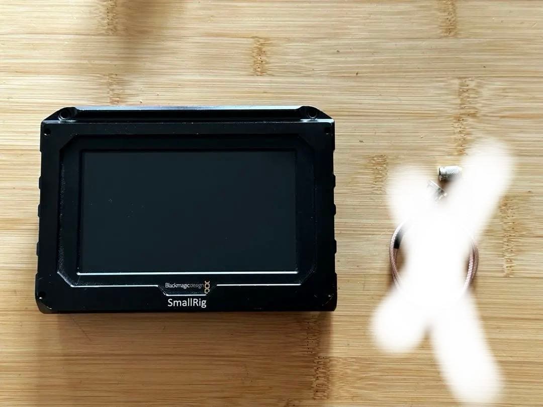 Blackmagic Video Assist 初代 5インチ Blackmagic Video Assist 5” 3G | ストア Blackmagic Design