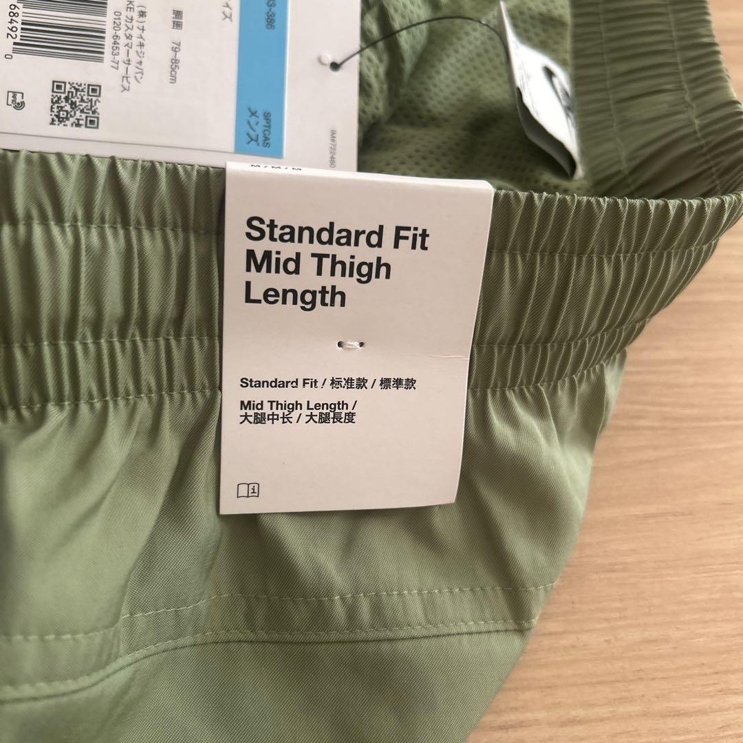 新品！NIKE オリーブグリーン ショートパンツ メンズM - メルカリ