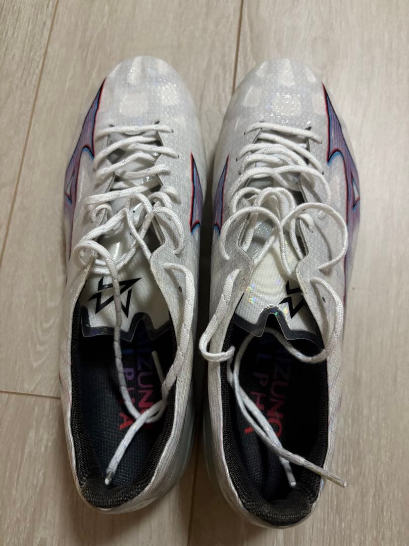 Mizuno Alpha サッカーシューズ ホワイト/レッド/ブルー