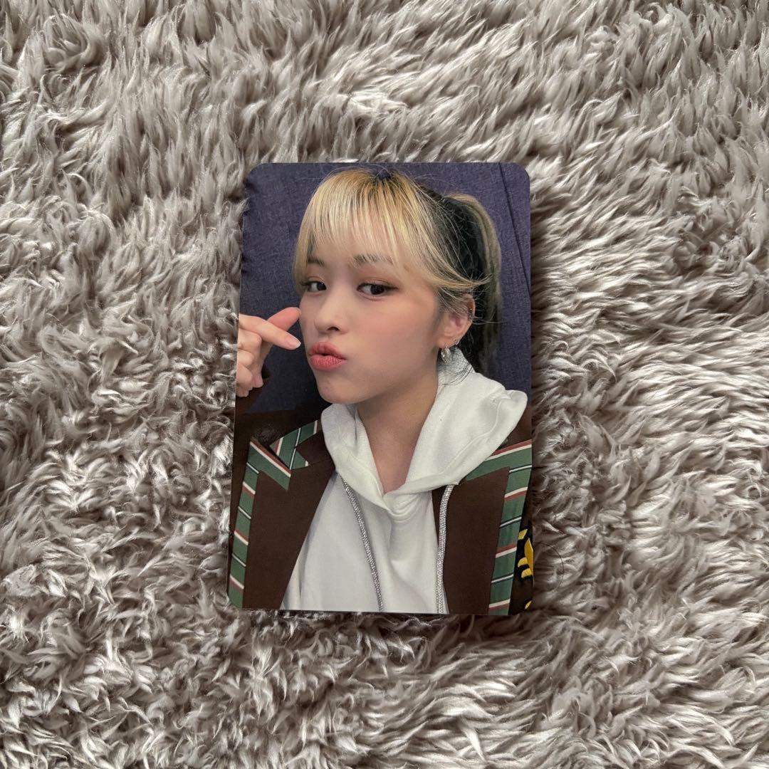 itzy crazy in love soundwave トレカ リュジン - メルカリ