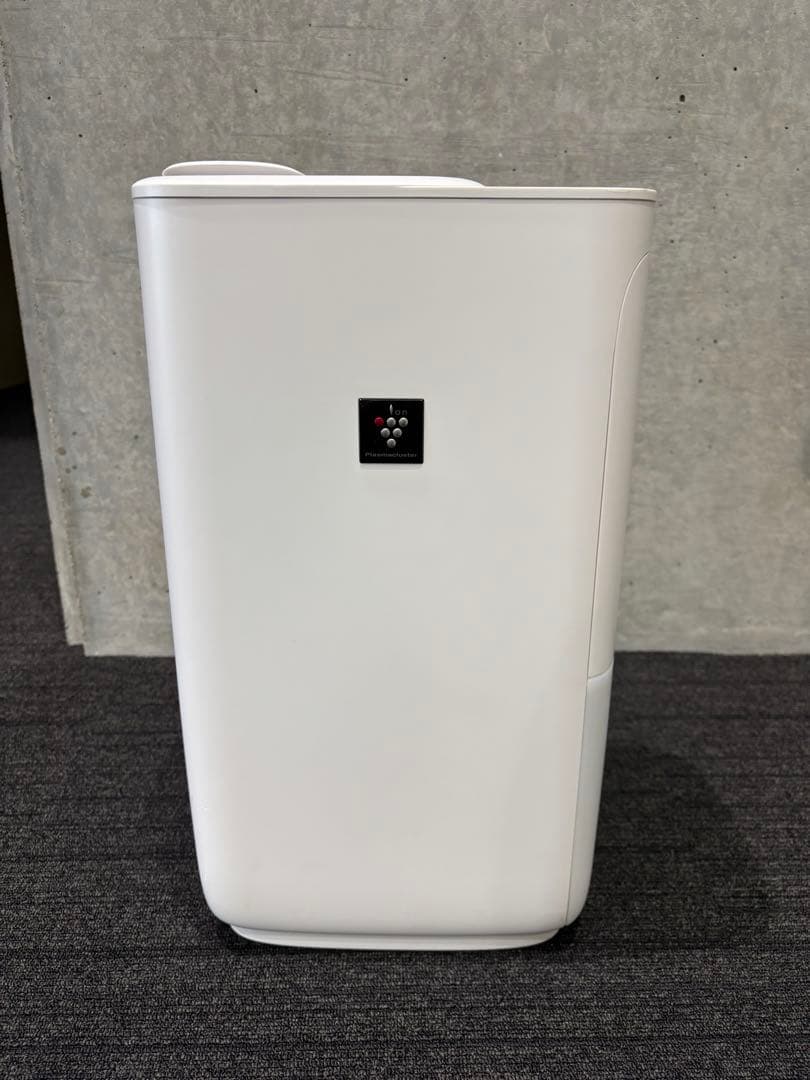 美品 SHARP HV-T75-W 加熱気化式加湿器 2024年製 - メルカリ