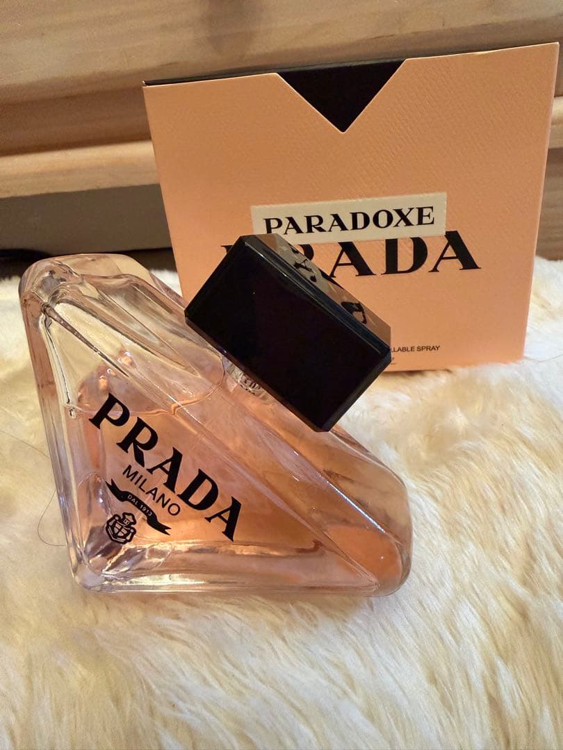 PRADA PARADOXE オーデパルファム90ml プラダ パラドックス オーデパルファム｜プラダ ビューティ公式