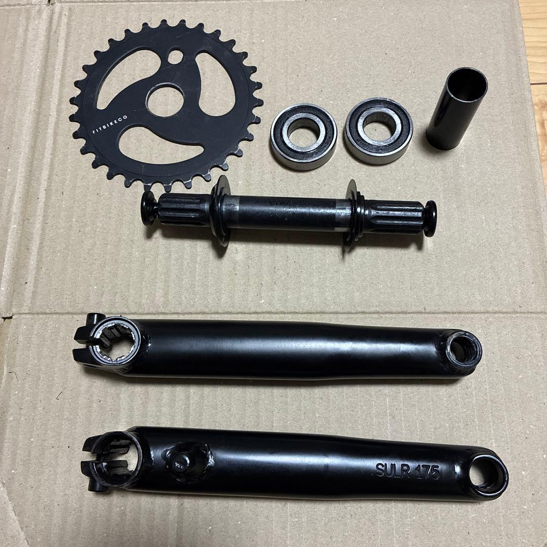 FIT BIKECO. BMX クランクセット　BB　スプロケット付 NO BOSS BMX CRANK KIT - モトクロスインターナショナル